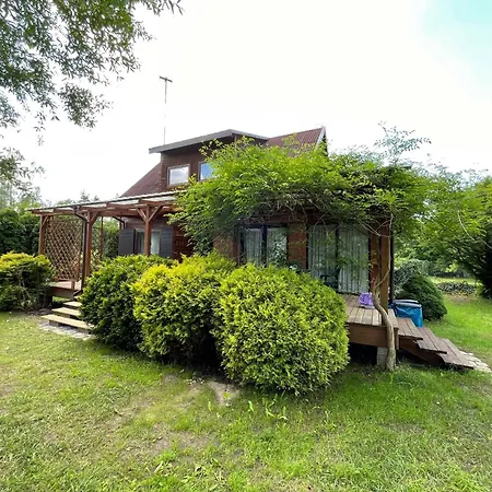 Dom Letniskowy Z Duzym Ogrodem Holiday home *